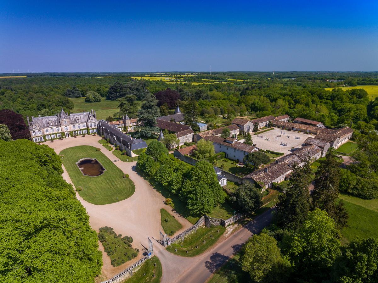 Chateau De Curzay Εξωτερικό φωτογραφία